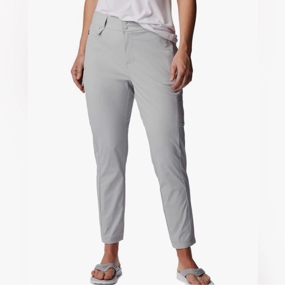 NWOT Columbia PFG Women's Light Gray Pants outdoors fishing hiking casual UPF 50